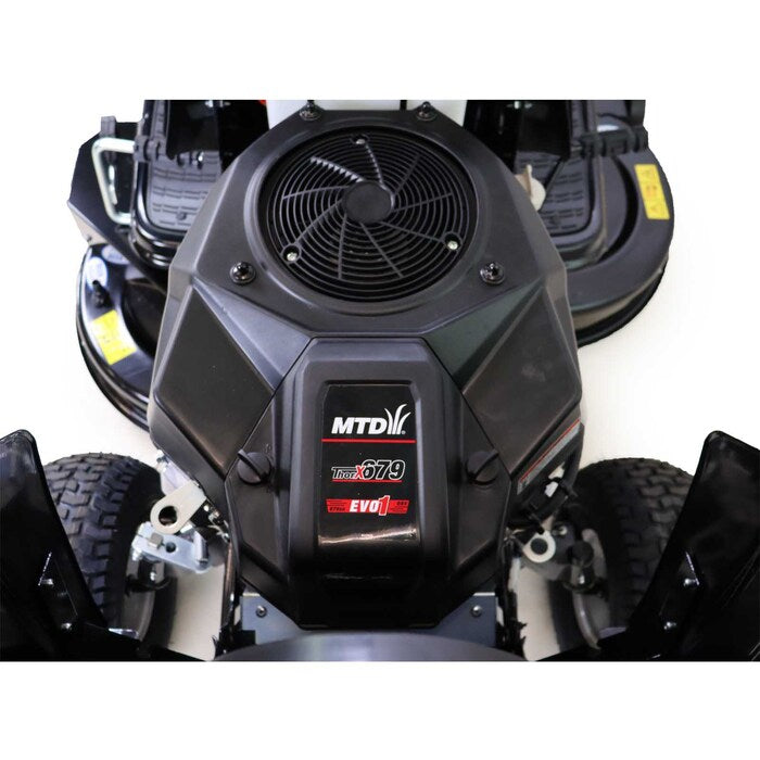 BLACK EDITION® 220/105 Twin H Rasentraktor