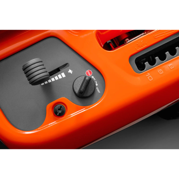 HUSQVARNA R 214TC Frontmäher inkl. Mähdeck Combi 94