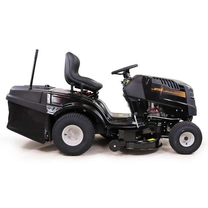 BLACK EDITION® 220/105 Twin H Rasentraktor
