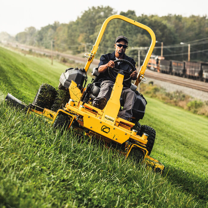 CUB CADET Z9 183id Zero-Turn Aufsitzmäher